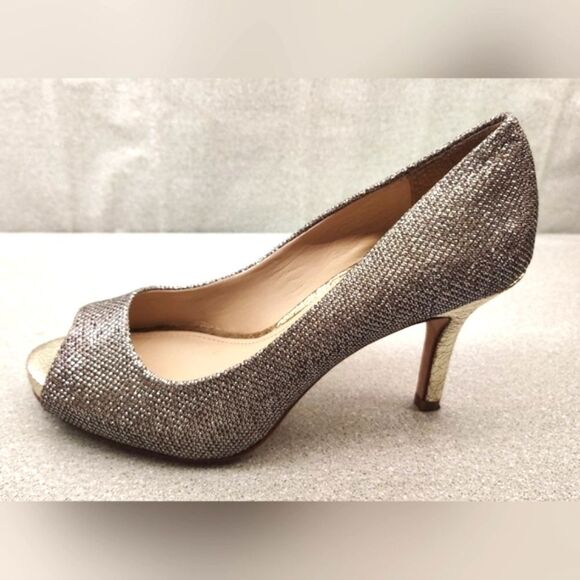 Vince Camuto Silver Grey  Peep-Toe Heels Shoes Formal Party Sz 6 - Picture 5 of 15